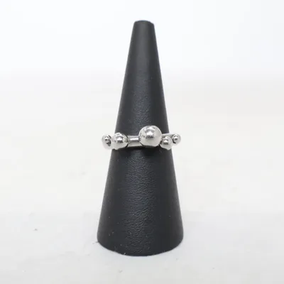 Ring (Silverfärgad) från Edblad Okänd metall