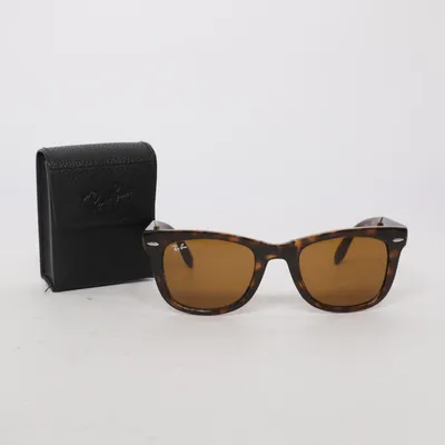 Solglasögon (RB 4105) från Ray-Ban