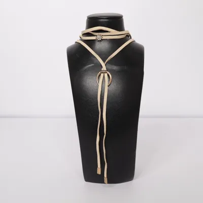 Ketting (Beige) Onbekend materiaal