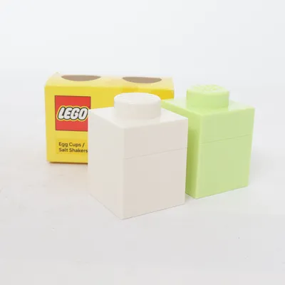 Salières et poivrières (Egg Cups / Salt Shakers) de LEGO