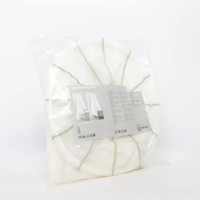 Lit canopée (Minnen Brodyr) de IKEA