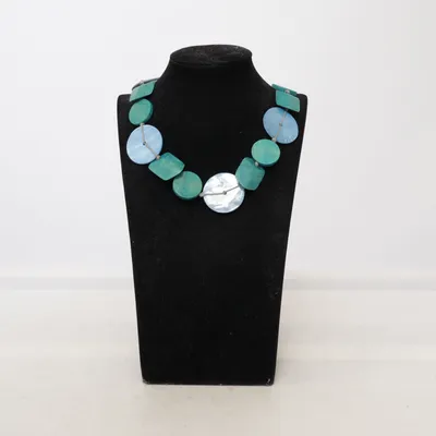 Ketting (Blauw, Groen) Onbekend materiaal