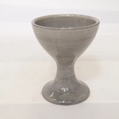 Vas (Grå) från Bruka Design