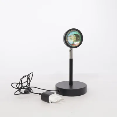 Bordslampa (Svart) från Amazon