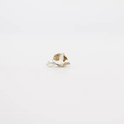 Brooch (Gold, White) from Balou Unknown metal