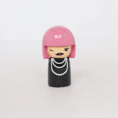 Kokeshi (Rosa, Svart, Vit) från Skincity
