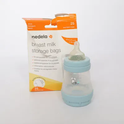 Nappflaska (Transparent, Blå) från Medela