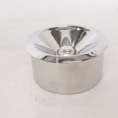 Askfat (Silverfärgad) från Alessi