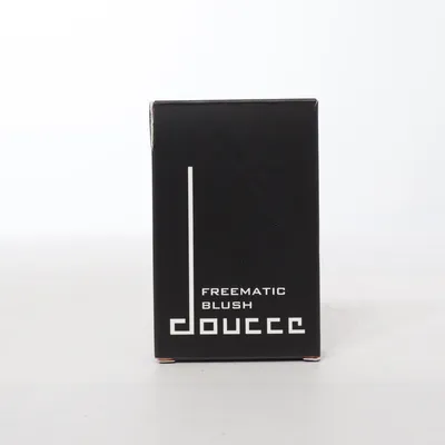 Rouge (FREEMATIC BLUSH) från Doucce