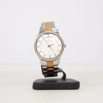 Armbandsur (Silverfärgad, Guldfärgad, Vit) från Skagen