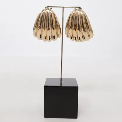 Örhängen (Guldfärgad) Okänd metall