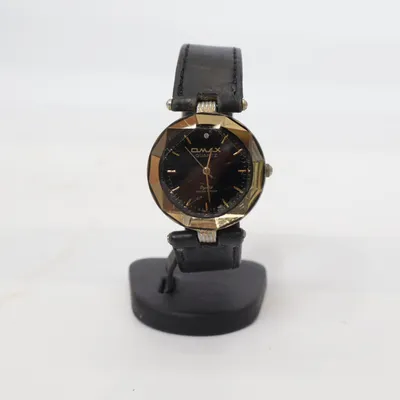Armbåndsur (Sort, Guld) fra Omax