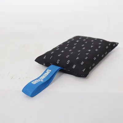 Sachet parfumé (Noir, Blanc) de Springyard