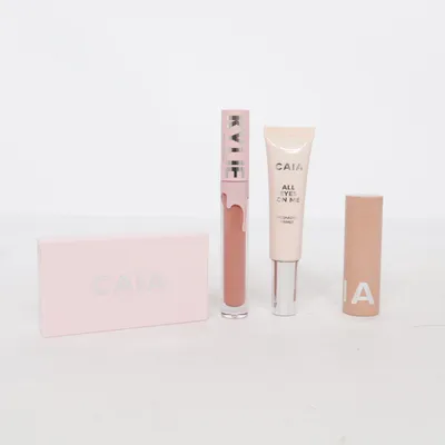Makeup set (All Eyes On Me) from Caia