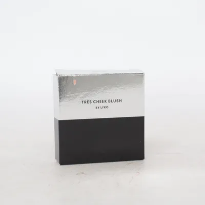Rouge (Très Cheek Blush) från Lyko
