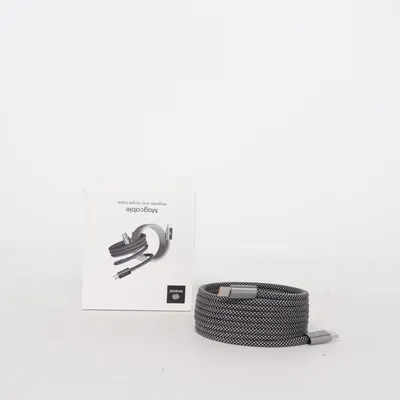 USB cable (Magcable) from Skegic