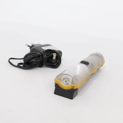 Lampe de poche (300 Lumens) de Anslut