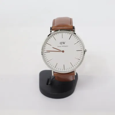 Wristwatch (Brown) from Daniel Wellington