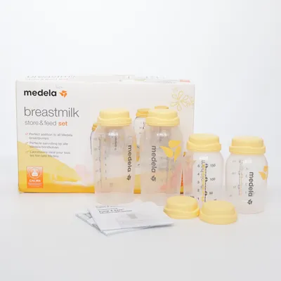 Nappflaska (breastmilk store & feed set) från Medela