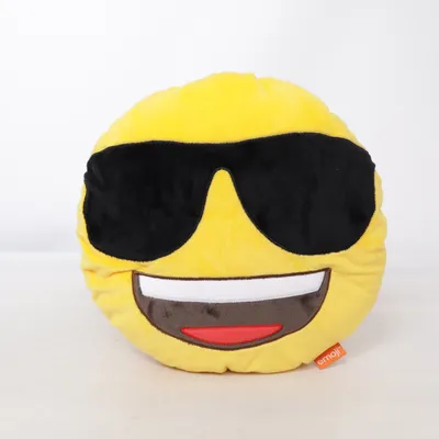 Prydnadskudde (Gul, Svart, Röd) från Emoji