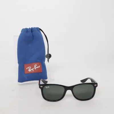 Solglasögon (RJ 9052S) från Ray-Ban