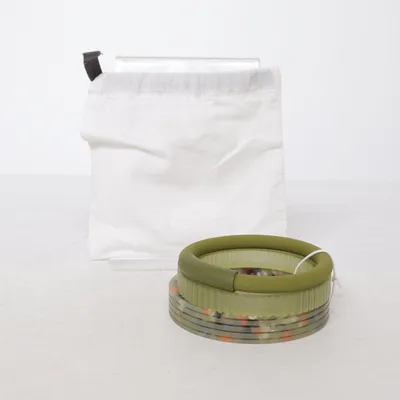 Armring (Grön, Flerfärgad) från COS Plast, Gummi