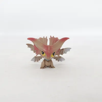 Leksaksfigur (Brun, Röd, Gul) från DWA LLC