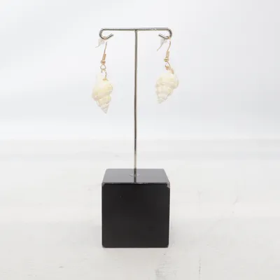 Earrings (White, Beige) Unknown metal