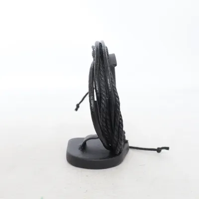 Bracelet (Black) Unknown metal