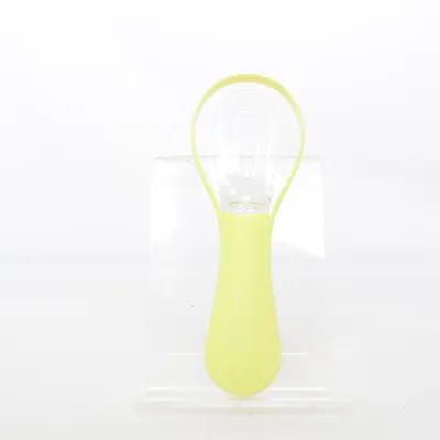 Citrus press (Green, Transparent) from Ernesto