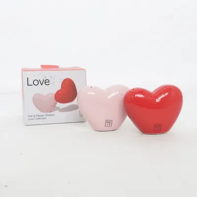 Salt- og peberkværn (Love) fra DOIY