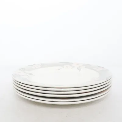 Assiette (Blanc, Gris, Rose) de Churchill