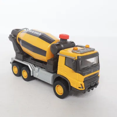 Voiture jouet (Jaune, Noir) de Volvo
