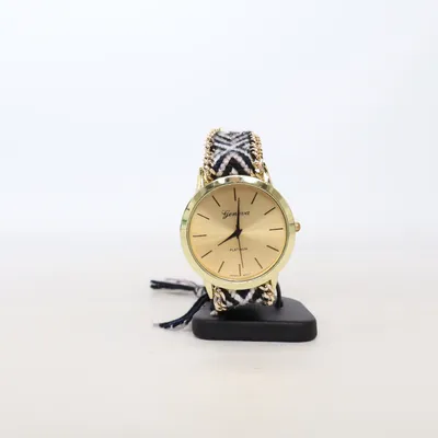 Armbandsur (Guldfärgad, Vit, Svart) från Geneva