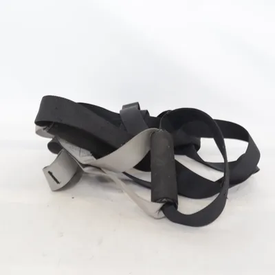 Équipement de sport (Noir, Gris)