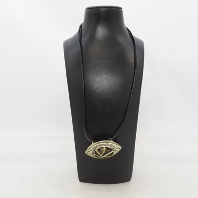 Halsband (Svart, Guldfärgad) Okänd metall