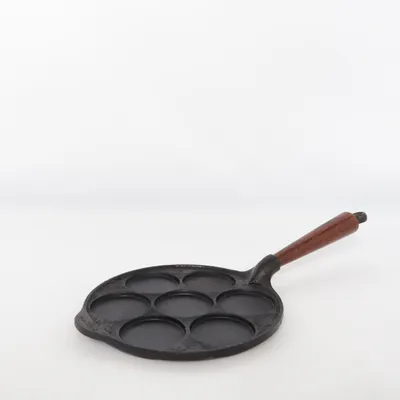 Pannkaksjärn (Svart, Brun) från Skeppshult