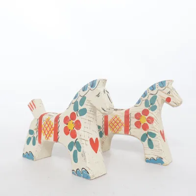Cheval de Dalécarlie (Blanc, Multicolore)