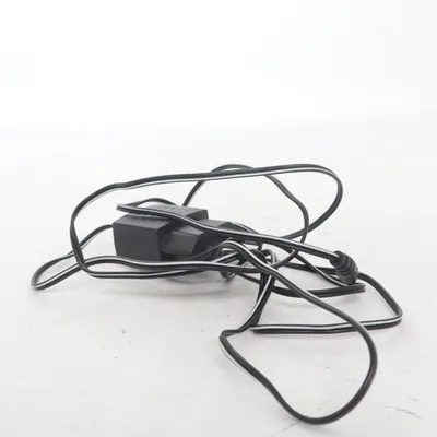 Mobile charger (Hk-S-090a020-Eu) from Heaven
