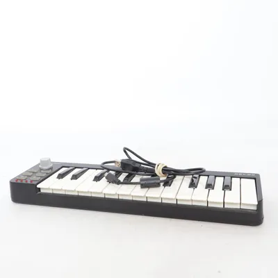 Keyboard (KEY.25) från Omnitronic