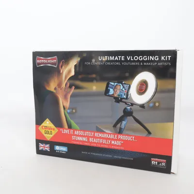 Camera light (Ultimate Vlogging Kit) from Stealth