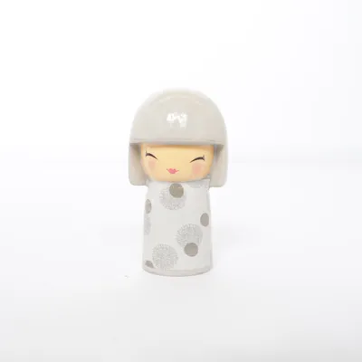 Kokeshi (Flerfärgad, Grå) från Skincity