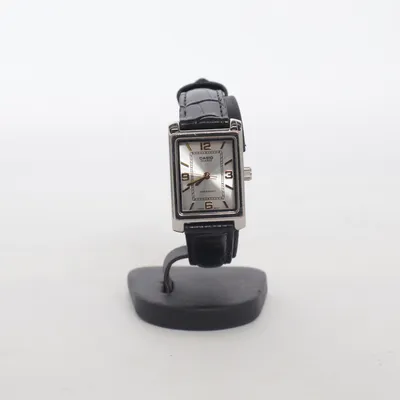 Armbandsur (LTP-1234P) från Casio