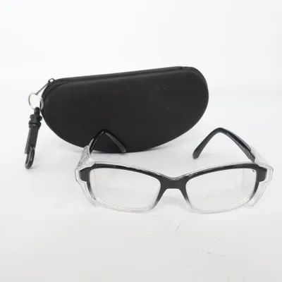 Glasögon (Svart) från Specsavers