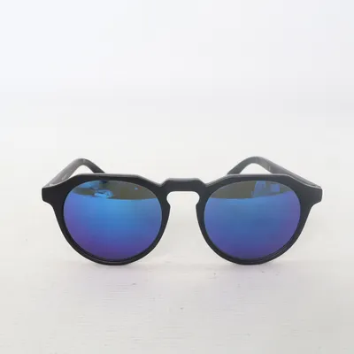 Sunglasses (Black) from Hawkers