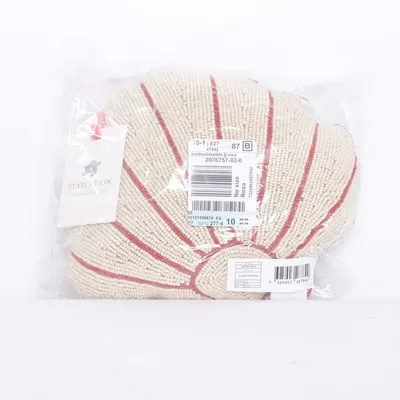 Décoration intérieure (Beige, Rouge) de Staycation