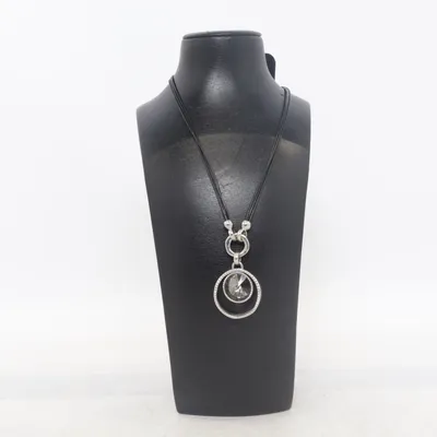 Halsband (Svart, Silverfärgad) från Gemini Okänd metall