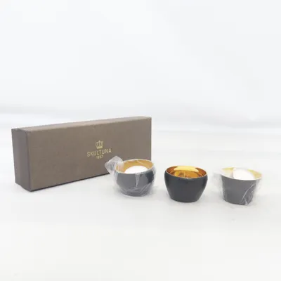 Värmeljus (Guldfärgad, Svart) från Skultuna