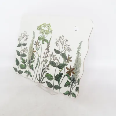 Bordstablett (Vit, Grön, Brun) från Rusta