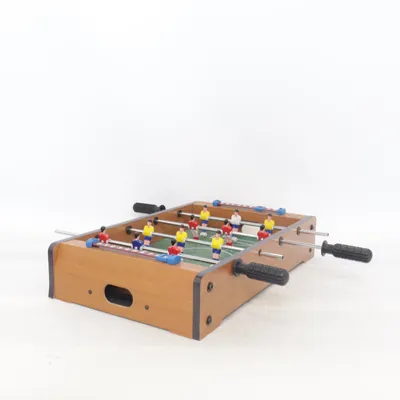 Fotbollsspel (bordfotboll • fotbollsspel • foosball • minispel • spelbord • trädesign • familjespel • sällskapsspel • barnspel • presenttips • game night • social gaming • retro känsla • compact living • unplugged lek)